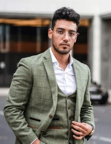 Avyaan Hassan - Author